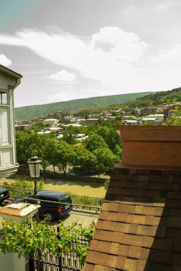 Apartments Of Aurumi Tbilisi Exterior photo