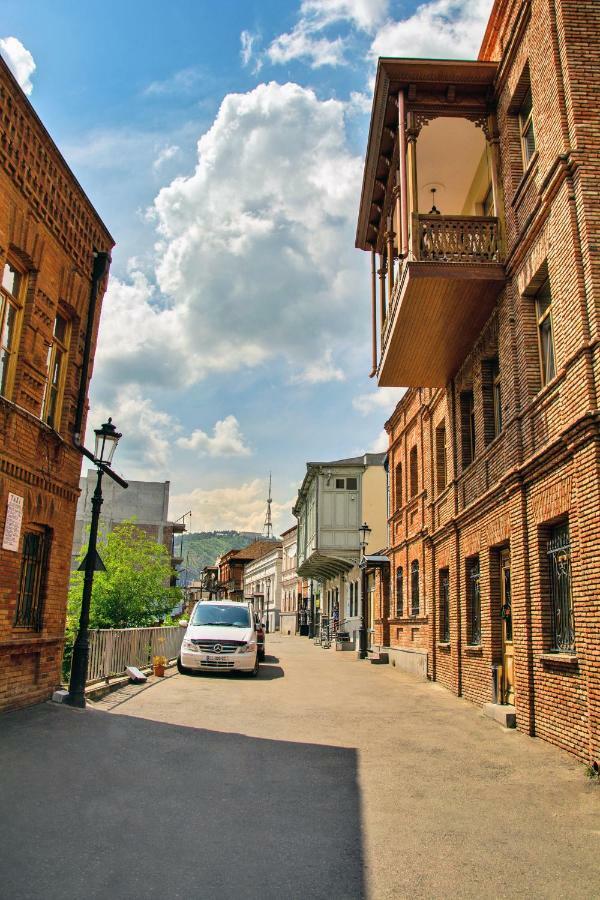 Apartments Of Aurumi Tbilisi Exterior photo